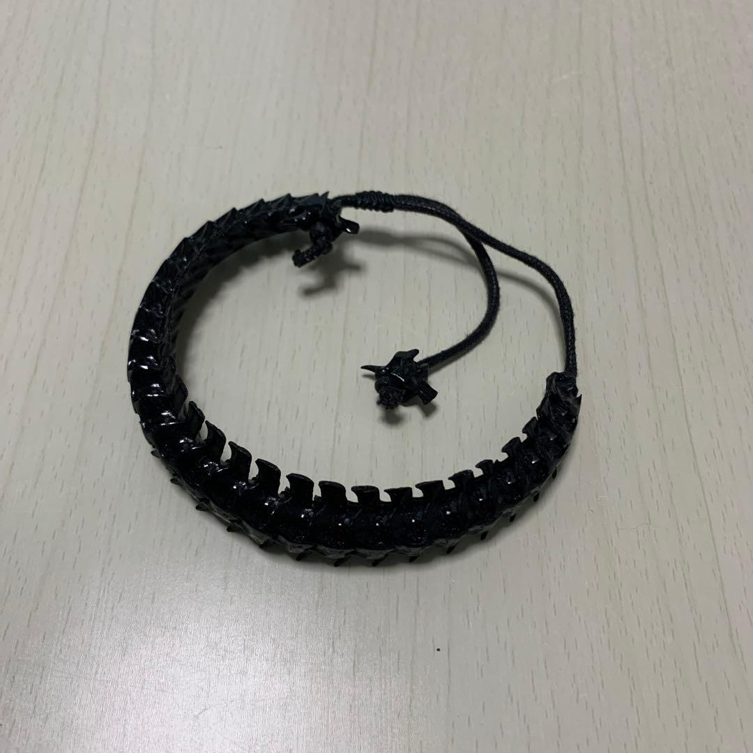ホワイト・ブラック 本物蛇骨ブレスレットお得セット