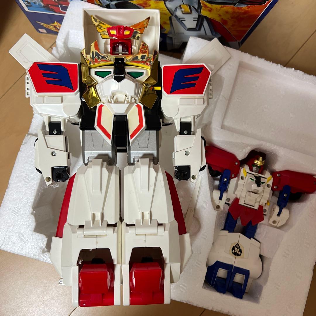 巨大合体 勇者 キングエクスカイザー