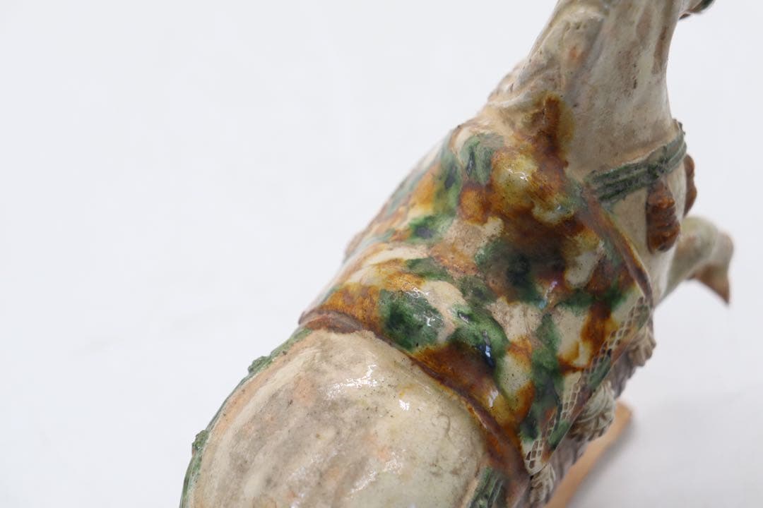 貴重　唐三彩　踏馬　紅木箱　時代物　送料込み250118