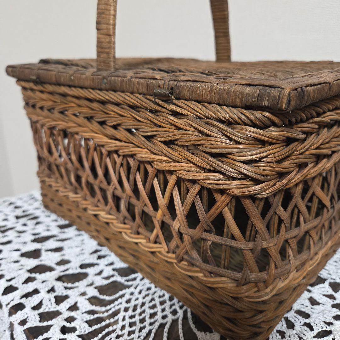 アンティーク　カゴ　パニエ　蓋付きバスケット　かご　籠