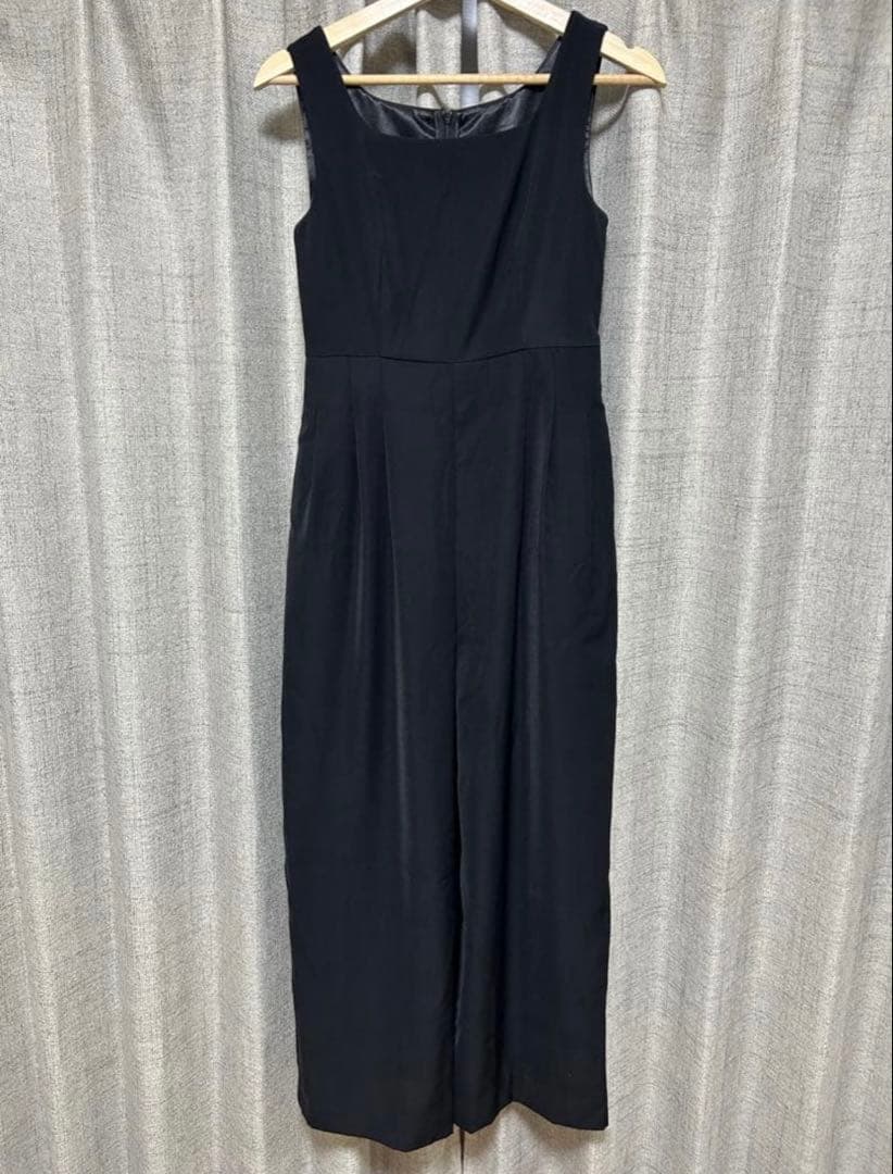 nianaスウェルペプラムセットアップパンツドレス 2点セット