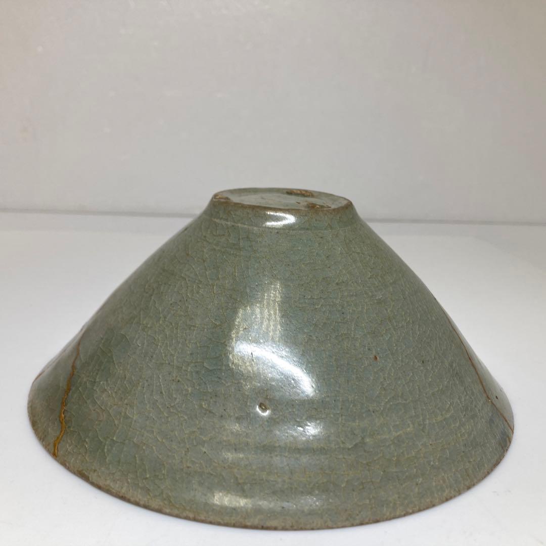 16世紀　高麗青磁陽刻文　幅約16.2㎝　タエオ　東さ7-0331①