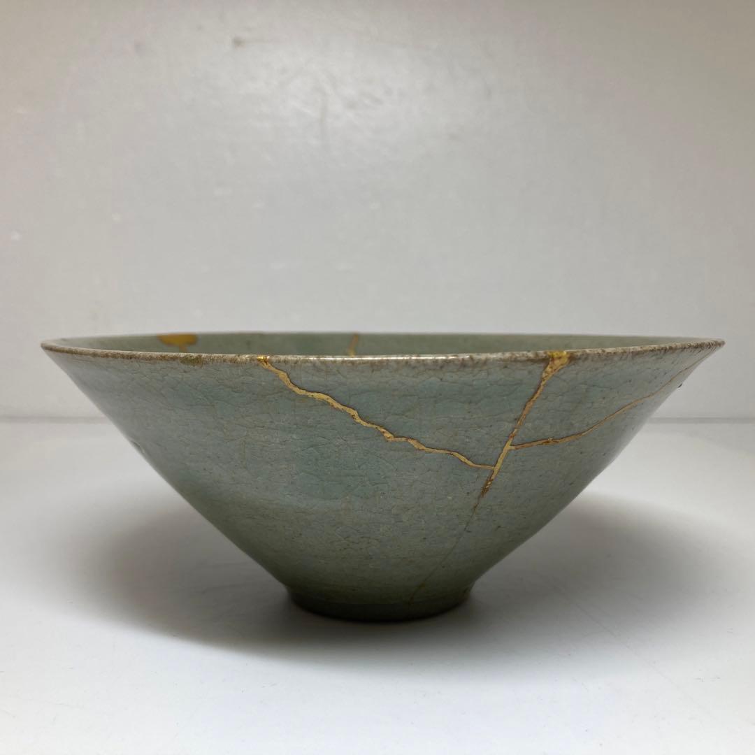 16世紀　高麗青磁陽刻文　幅約16.2㎝　タエオ　東さ7-0331①