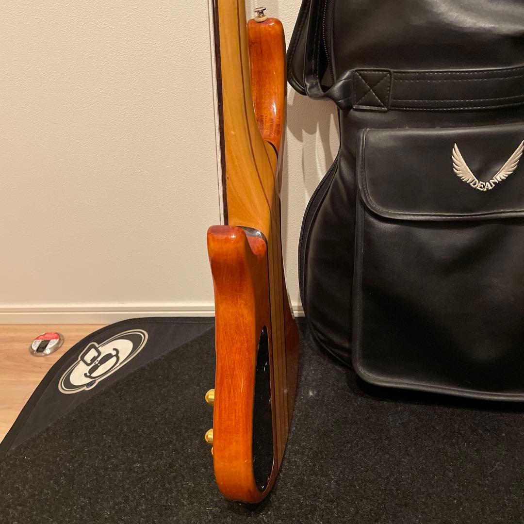 DEAN guitar ディーン Razor アンバー 4弦ベース 専用ケース付