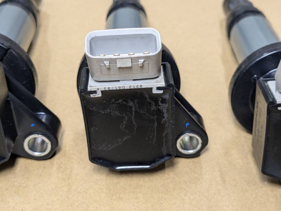 ダイハツミラーハイゼットウェイクイグニッションコイル三個セット　NO24