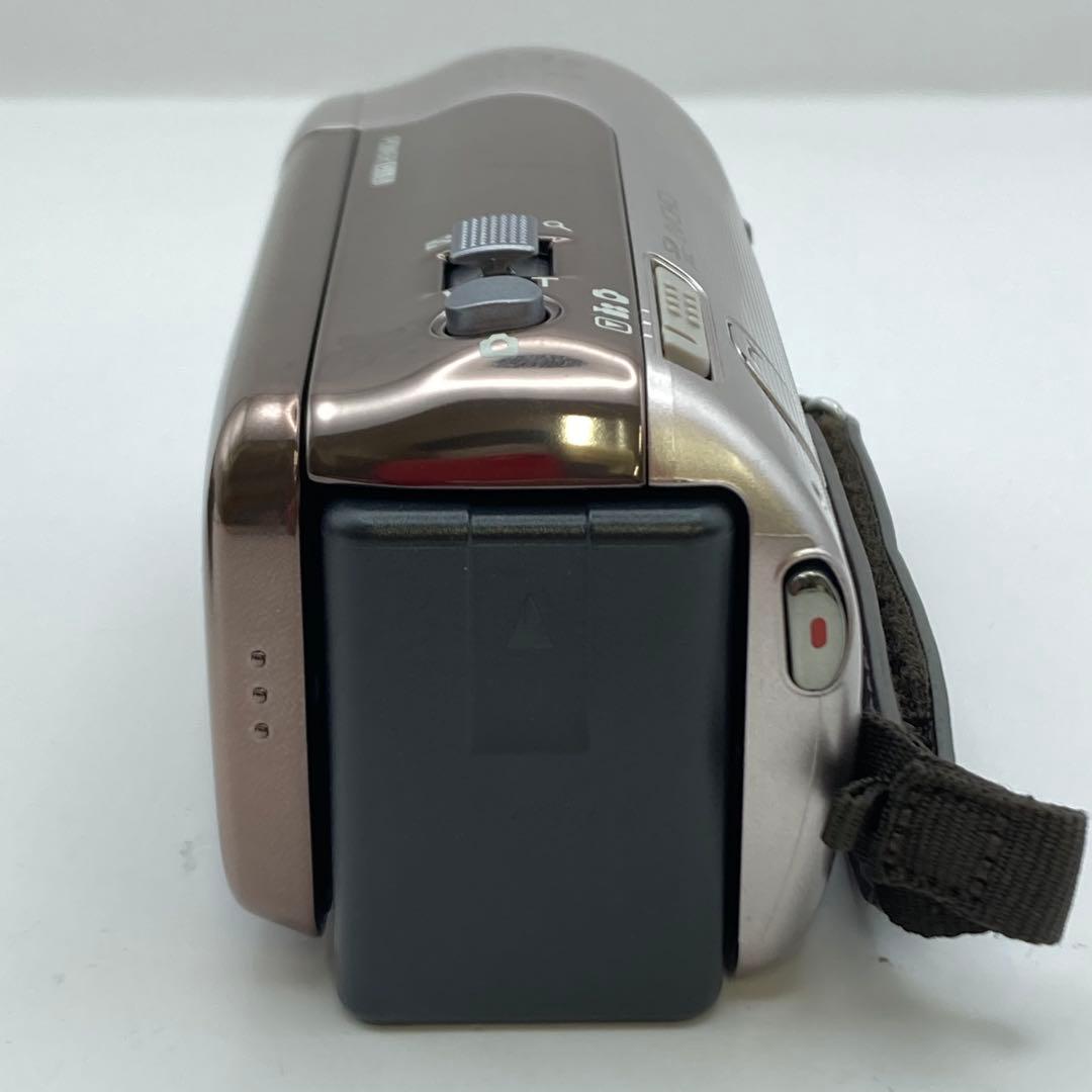 Panasonic HDC-TM35 ゴールド