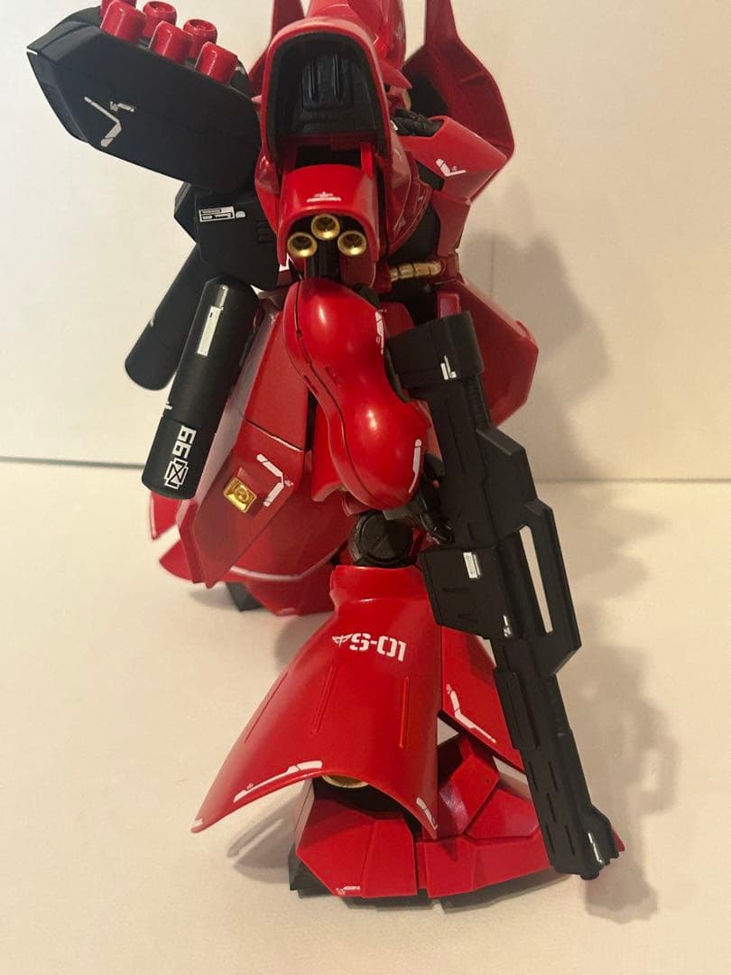 HGUCサザビー　完成品 全塗装