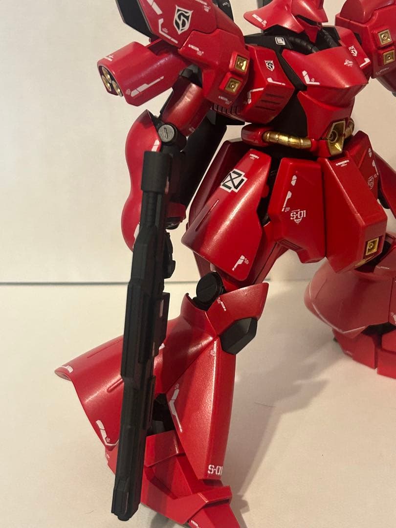 HGUCサザビー　完成品 全塗装