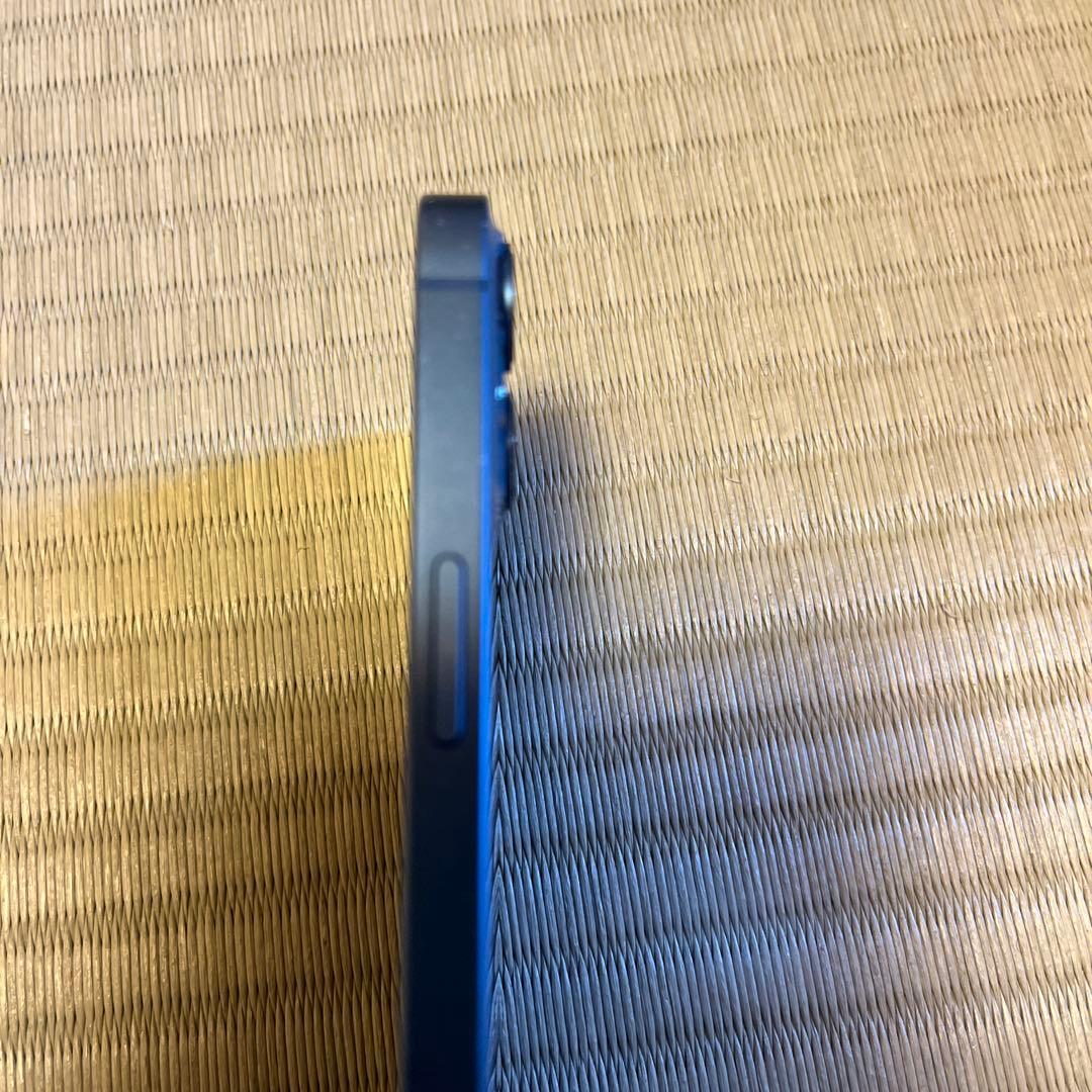 【本日限定値下げ/美品】iPhone13、128Ｇ、箱付き、フィルムサービス