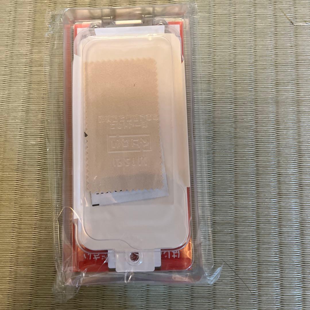 【本日限定値下げ/美品】iPhone13、128Ｇ、箱付き、フィルムサービス