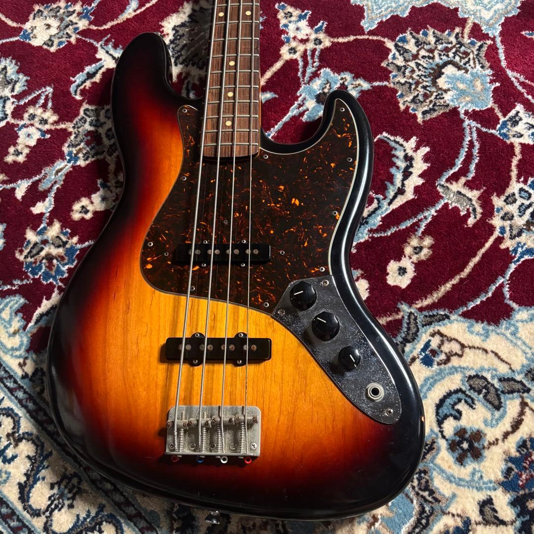 EDWARDS ジャズベース ラッカー塗装　2012年製　サンバースト