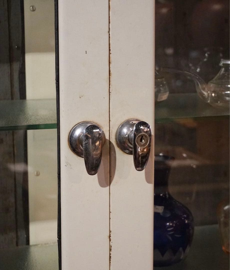 ケビント　ドクターキャビネット　ガラス棚　医療棚　ヴィンテージ