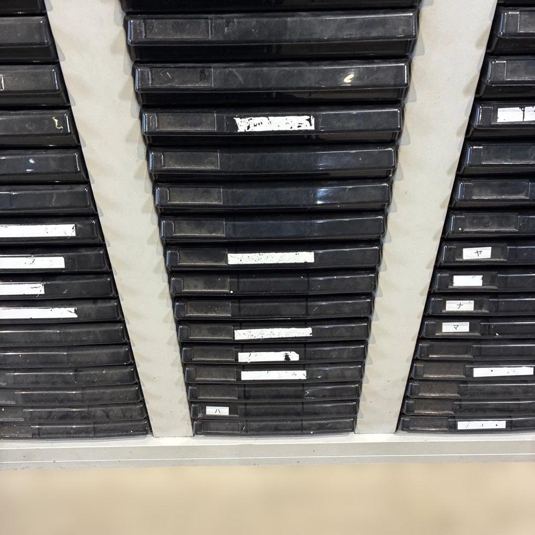 UCHIDA トレイキャビネット 書庫 書類 収納 書類整理棚 3列24段