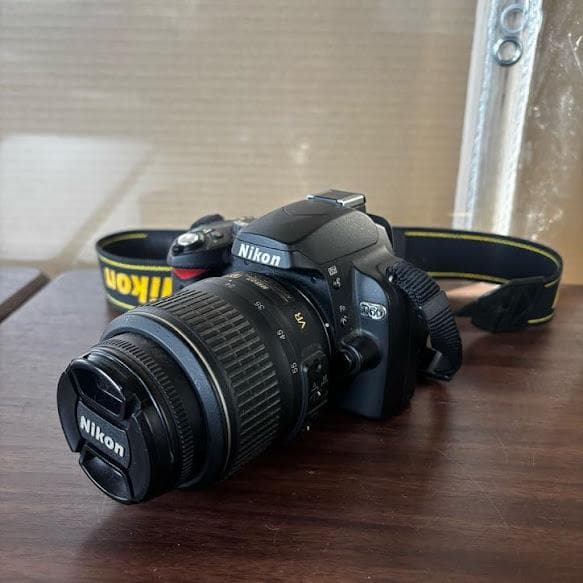 デジタルカメラ Nikon D60 AF-S 18-55mm VR Nikon SB-26