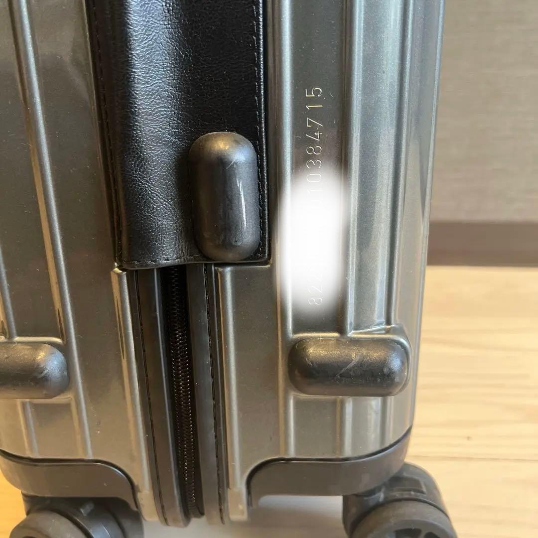 リモワ　ポルシェ コラボ　スーツケース　機内持ち込み