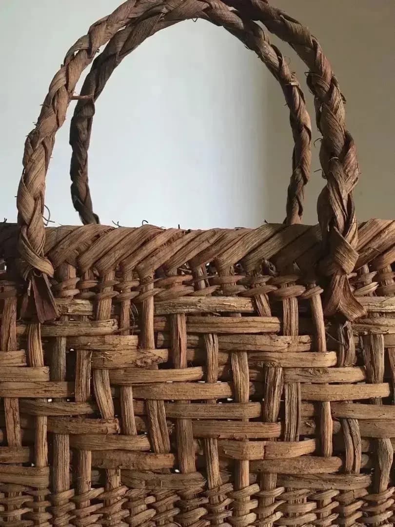 津軽の伝統工芸品 迫力の自然美 山葡萄 籠バック(大) 津軽の手仕事