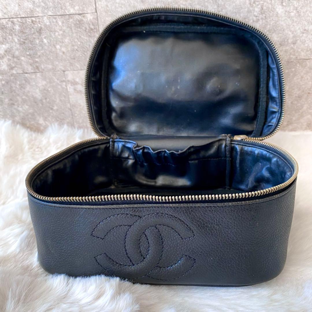 CHANEL バニティバッグ ポーチ シリアルナンバー有り キャビアスキン 黒
