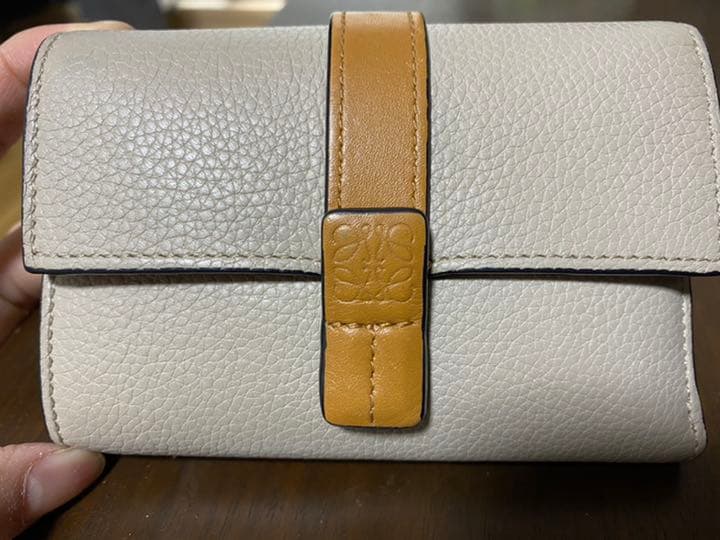 【箱付】ロエベLOEWE スモールバーティカルウォレット