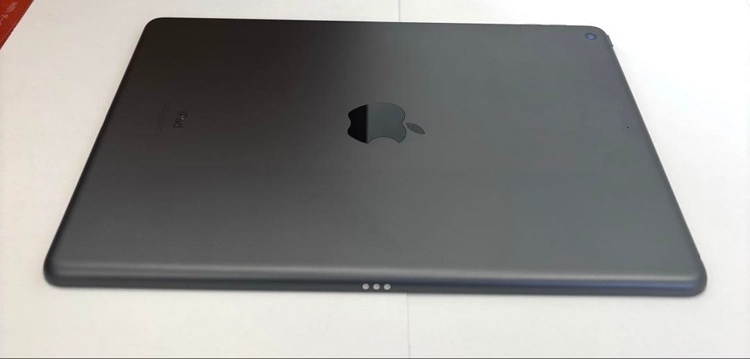 ❸ 美品　iPad 第8世代★ 32G グレー