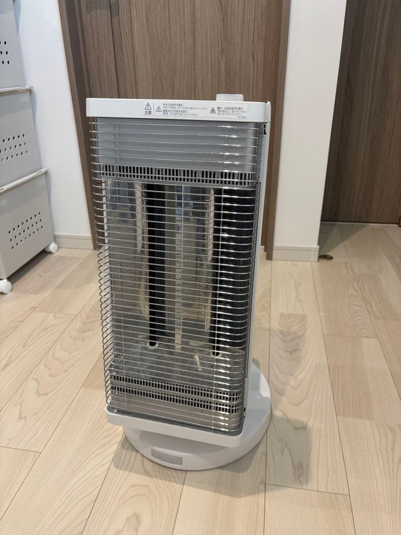 ダイキン　セラミックヒーター