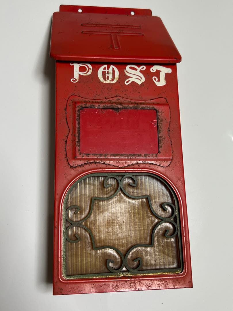 ビンテージ 赤い 郵便ポスト