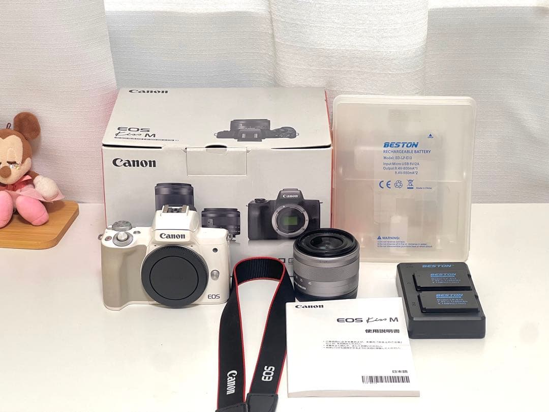Canon EOS Kiss M ホワイト 本体