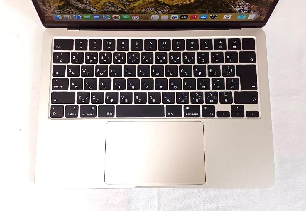 超美品 アップル MacBook Air (M2, 2022) Apple M2
