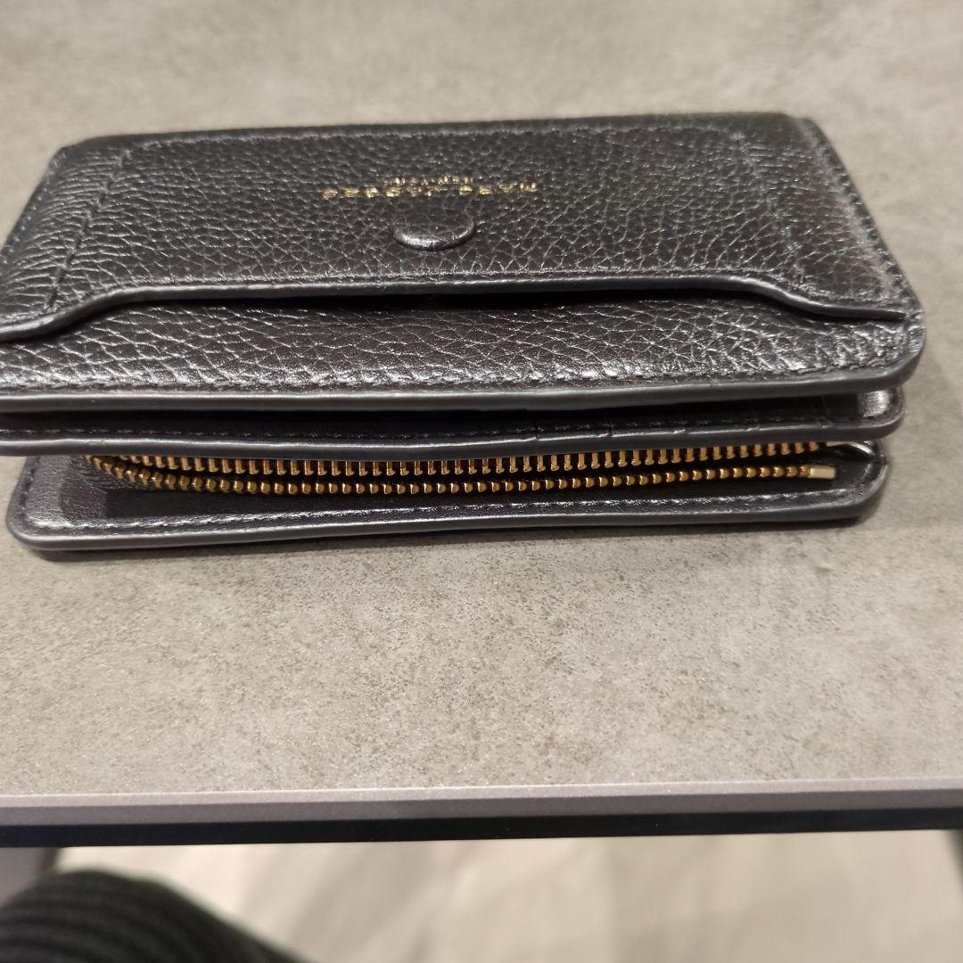 マークジェイコブス　2つ折り財布