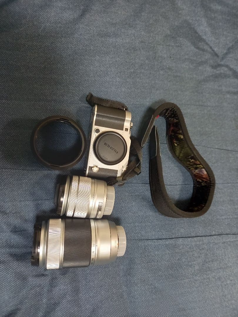 FUJIFILM X-A3 シルバー ミラーレスカメラ