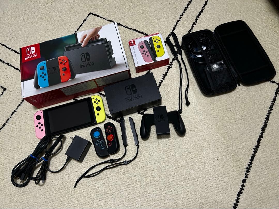 Nintendo Switch パステルピンク/パステルイエロー 本体と付属品
