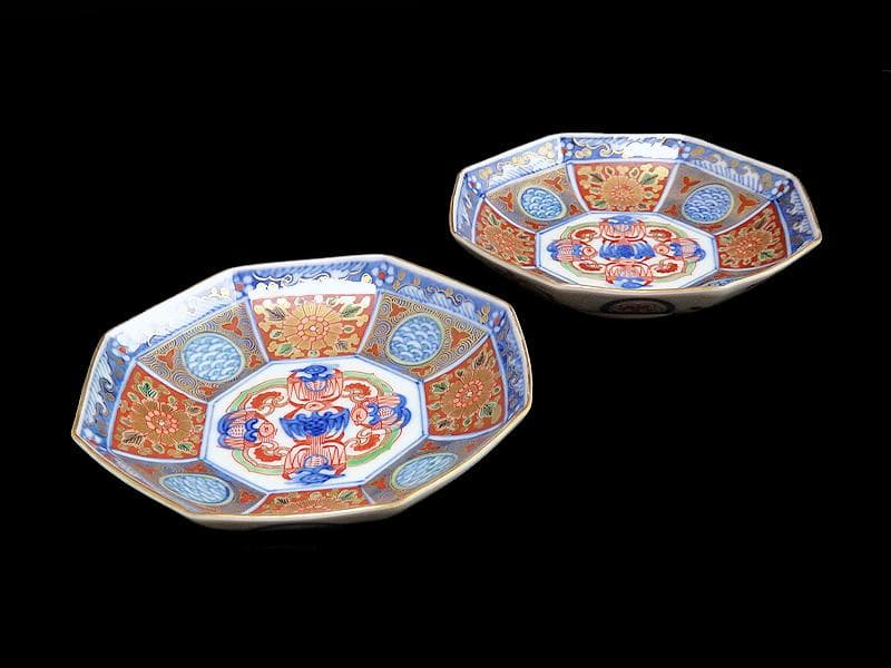 大聖寺伊万里　金襴手　描分　花に青海波八角５寸皿　２枚　D931AS-CRx