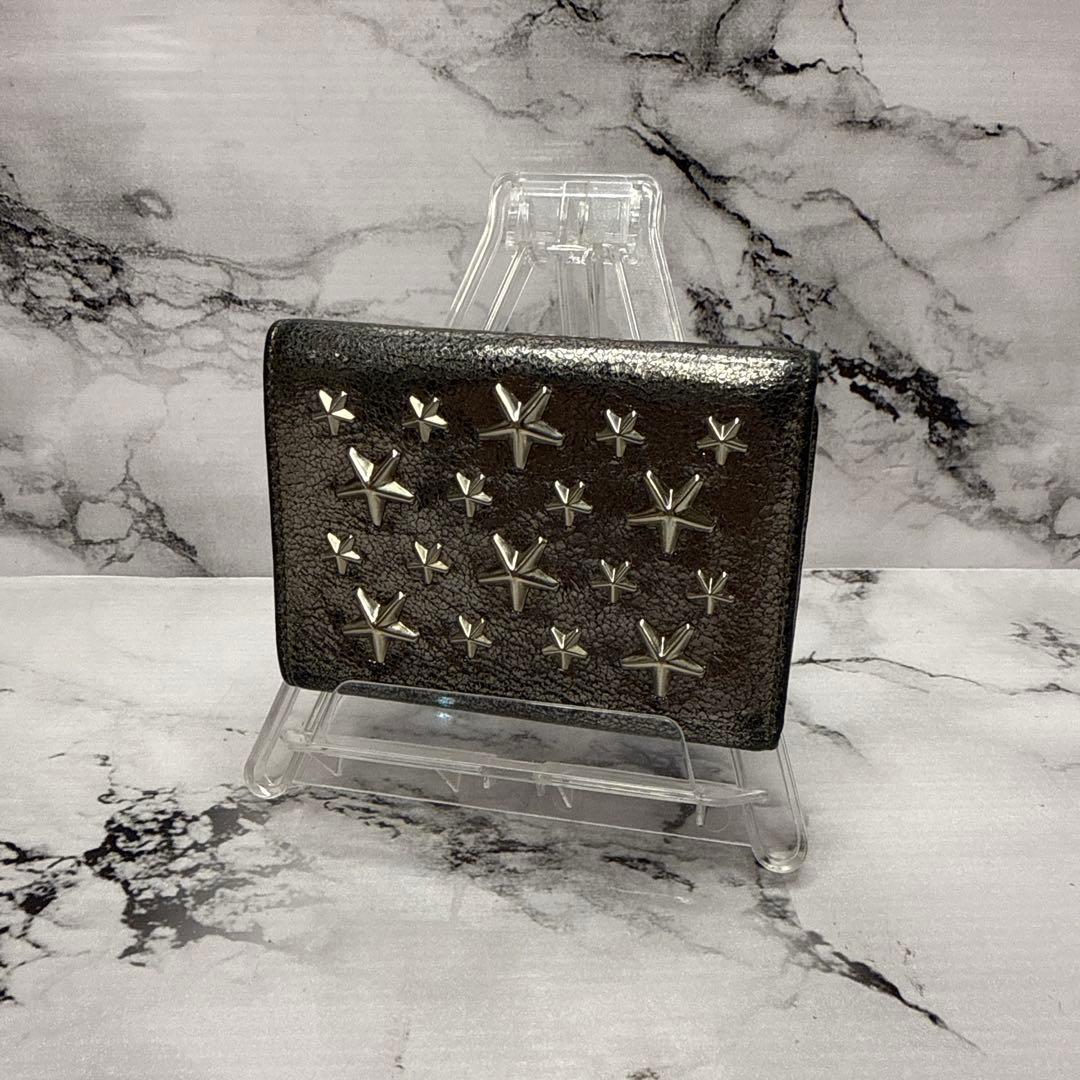 (美品)大人気、ジミーチュウ、折財布、3つ折、オールレザー、スタッズ、メタリック