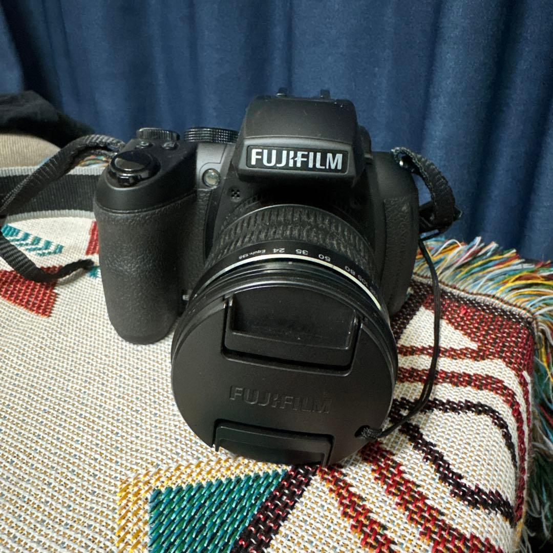 FUJIFILM デジタルカメラ finepix hs30exr