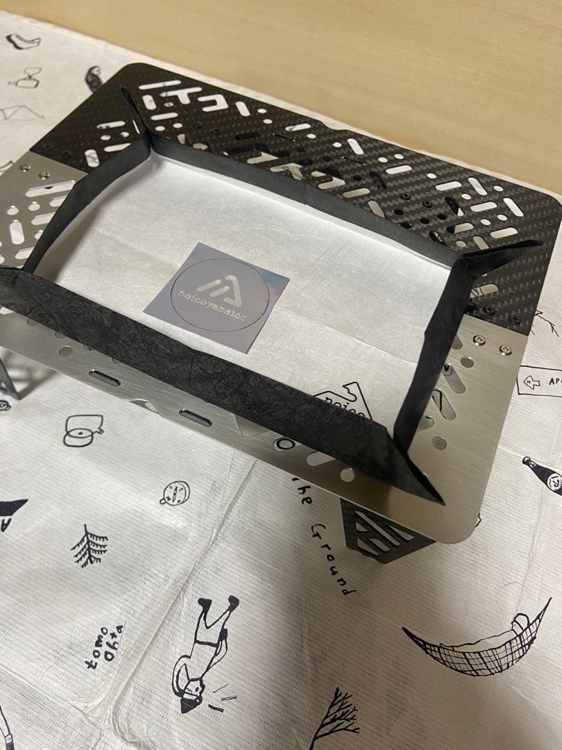 ノイコヤマイコnoicoyamaico カーボン&アルミ　テーブル