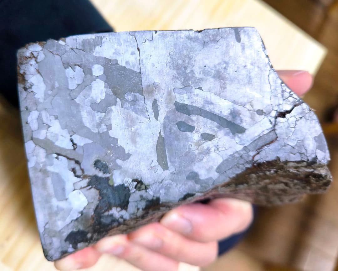 超大型 極上品質 カンポデルシエロ隕石 3kg 鉄隕石　パワーストーン 隕石