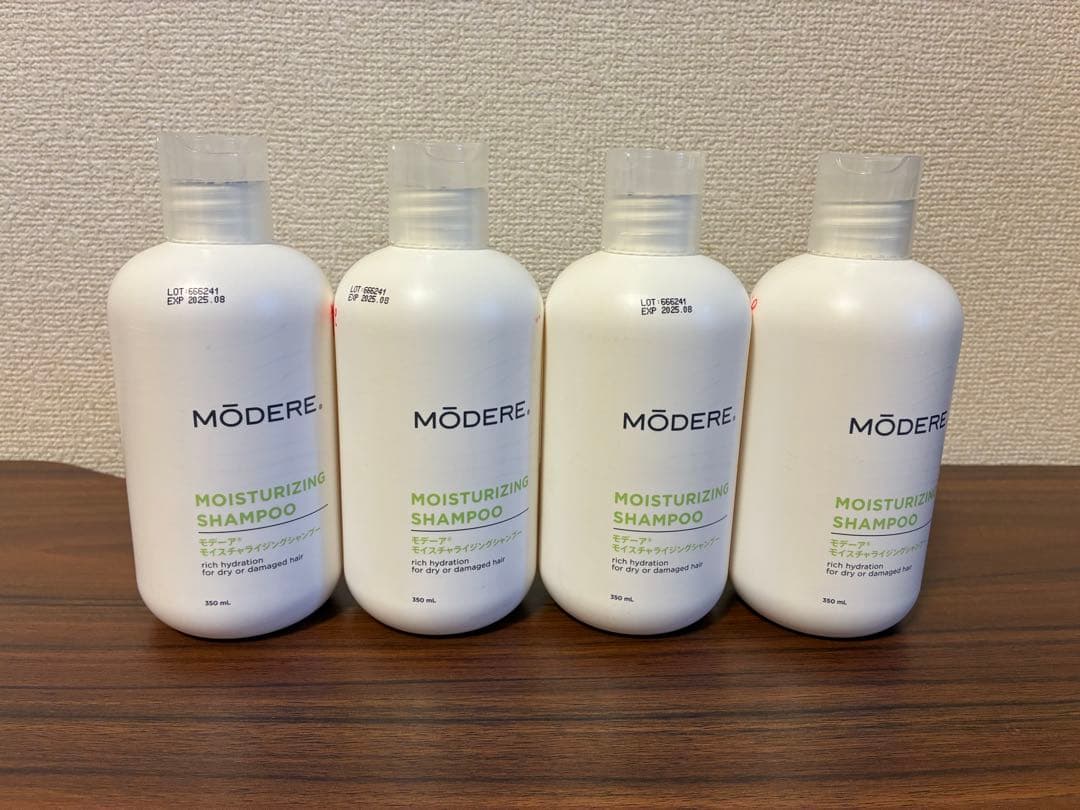 モデーア　モイスチャライジングシャンプー　4本セット　1本2,500円