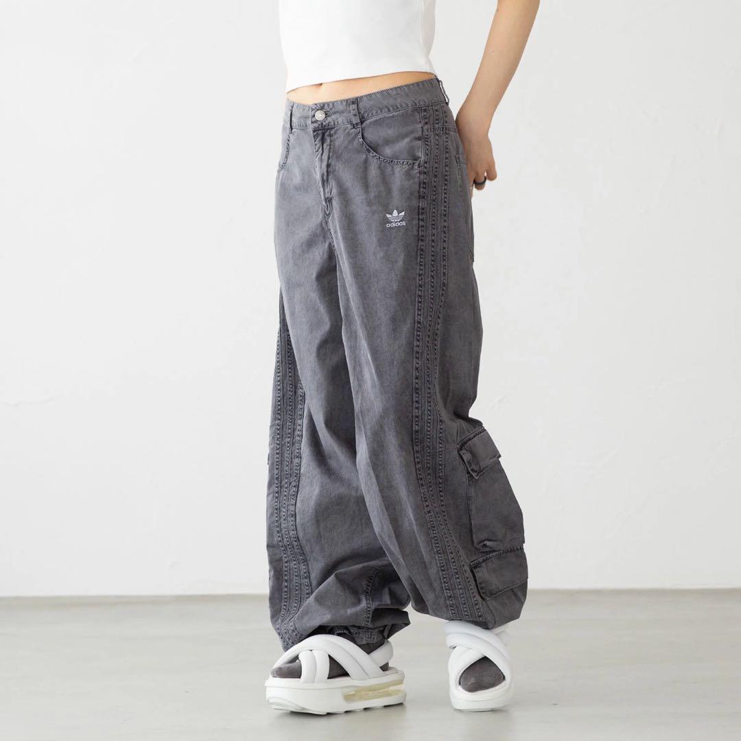 Adidas グレー カーゴパンツ
