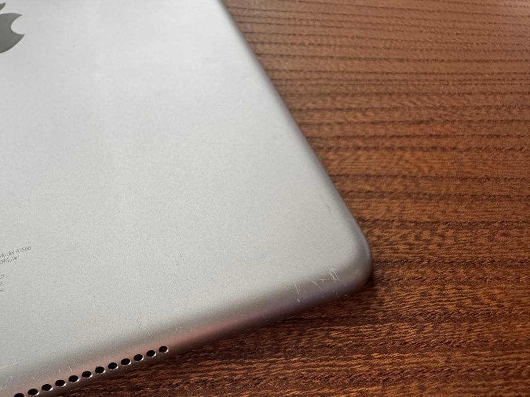 iPad Air2 MGTX2J/A 128GBシルバー 本体のみ