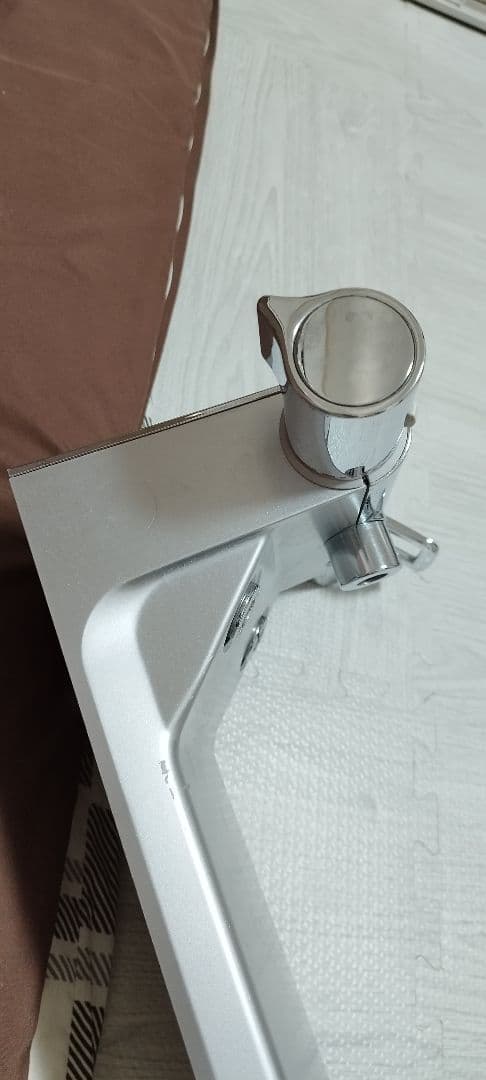 HYDRO DELUXE シャワーヘッド シルバー