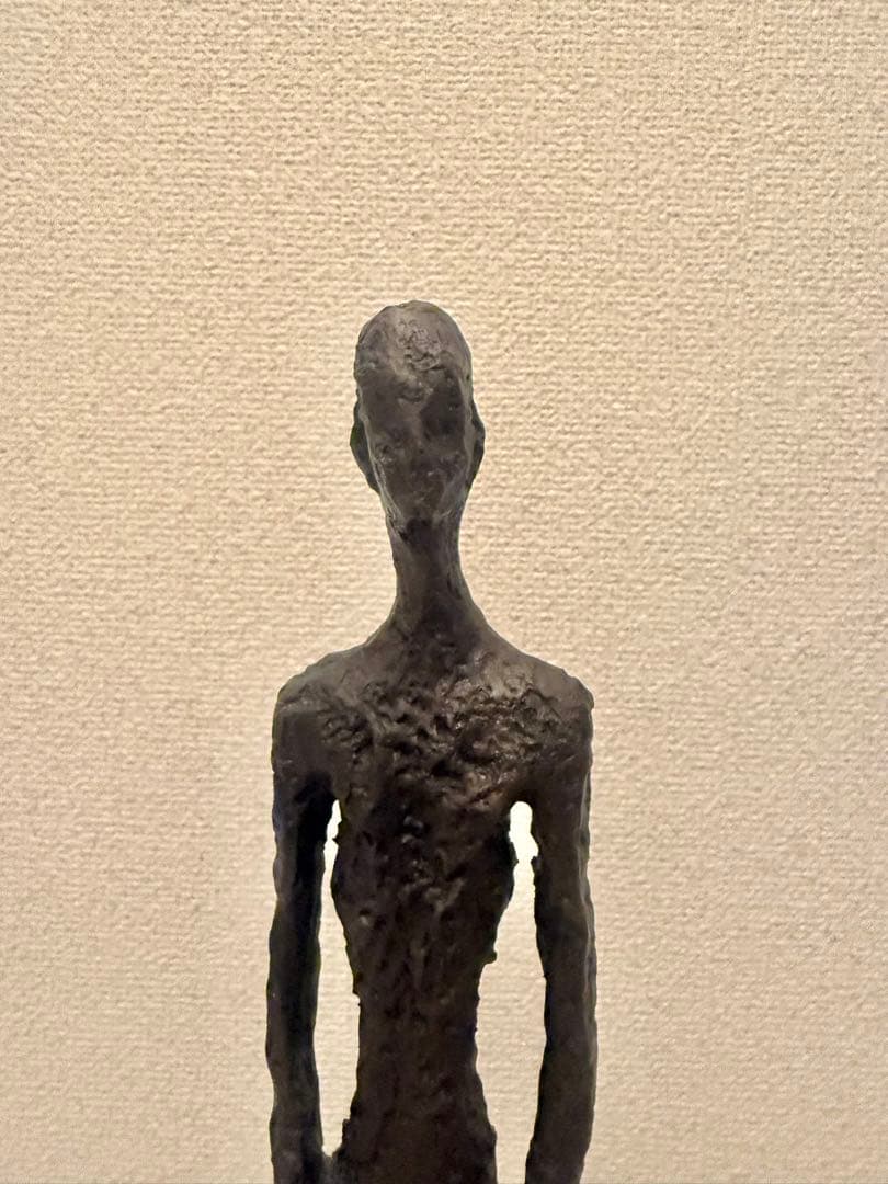 ジャコメッティ　ブロンズ像