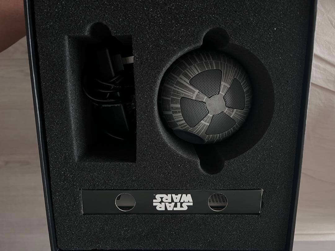 ディズニー Star Wars 磁気浮上式 Bluetoothスピーカー