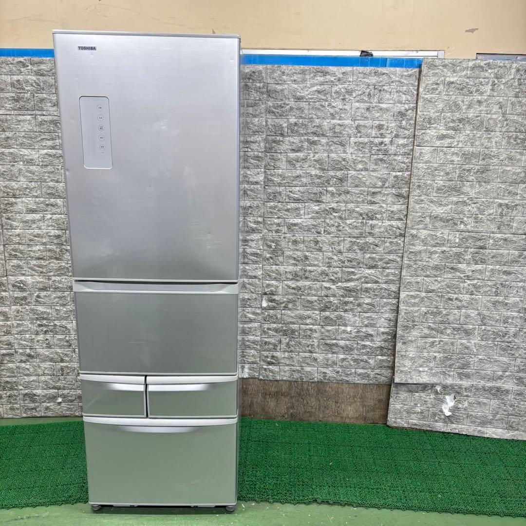 596 東芝　大型冷蔵庫　大容量410L 400L強　家庭用　自動製氷　右開き