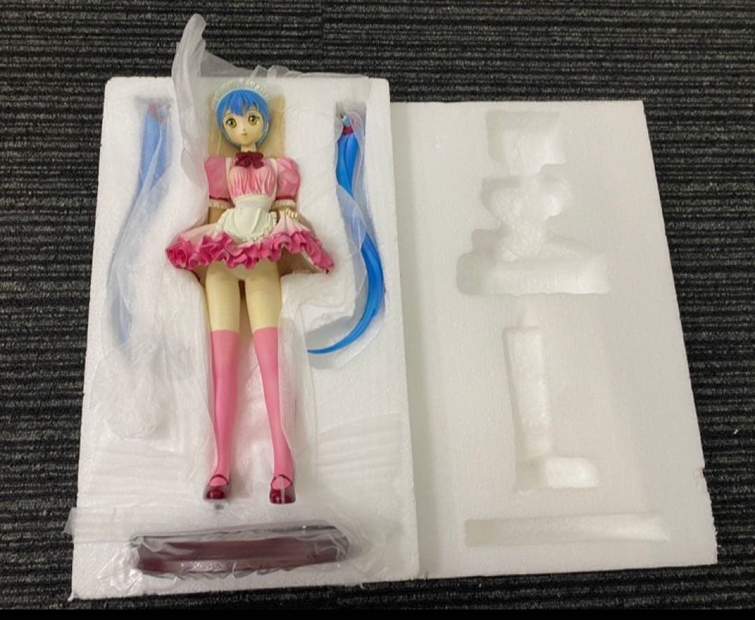 ホシノルリ　メイド　さくらver