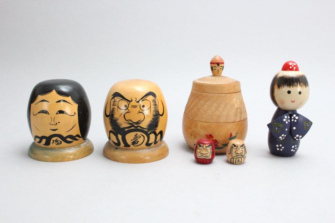 4750 こけし34点 〈小笠原義雄　里見正雄　小沢孝雄　吉田勝範 他〉送料無料