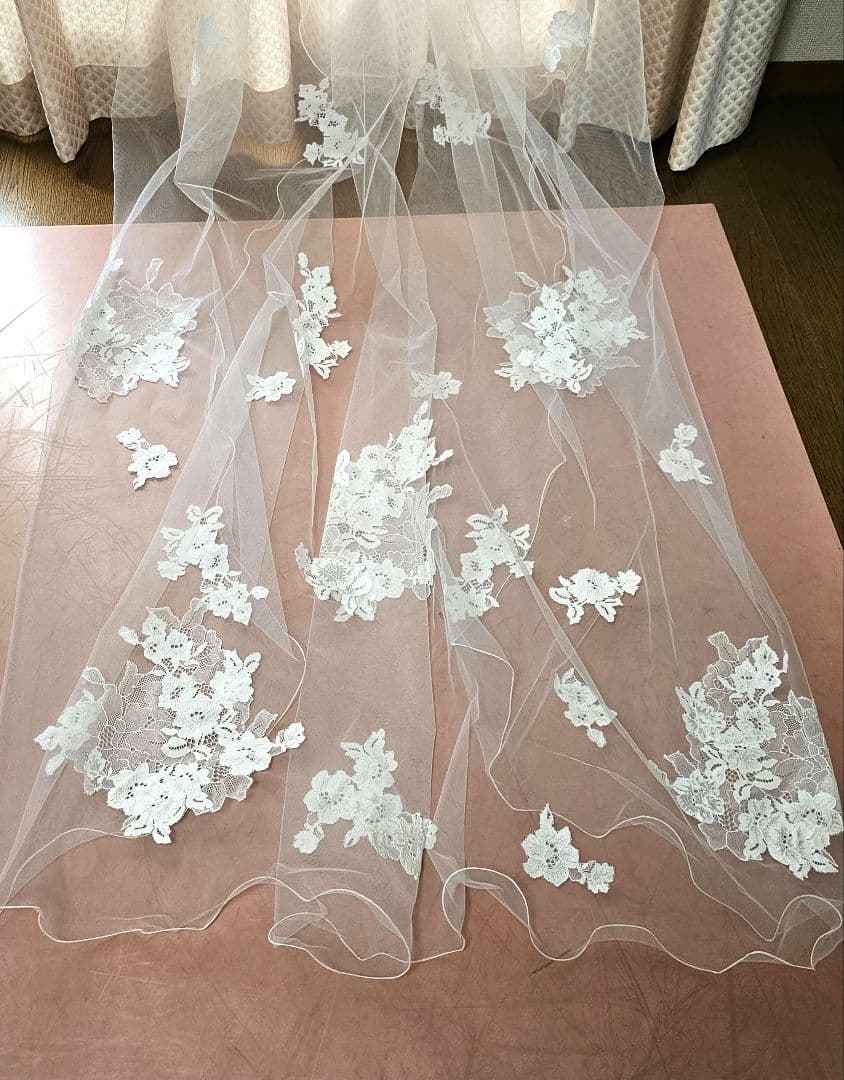 ARLUIS DRESS 　メロウ刺繍　ロングベール　アールイズウェディング