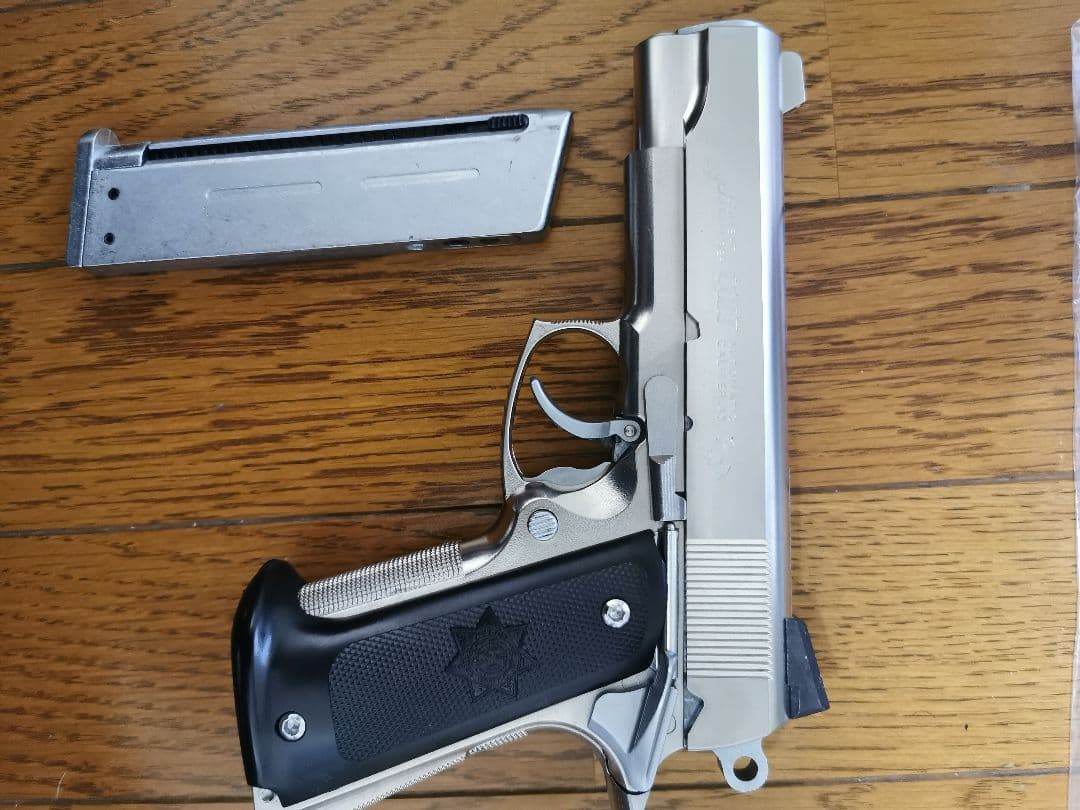 ウェスタンアームズ　ニュースーパーコマンダー