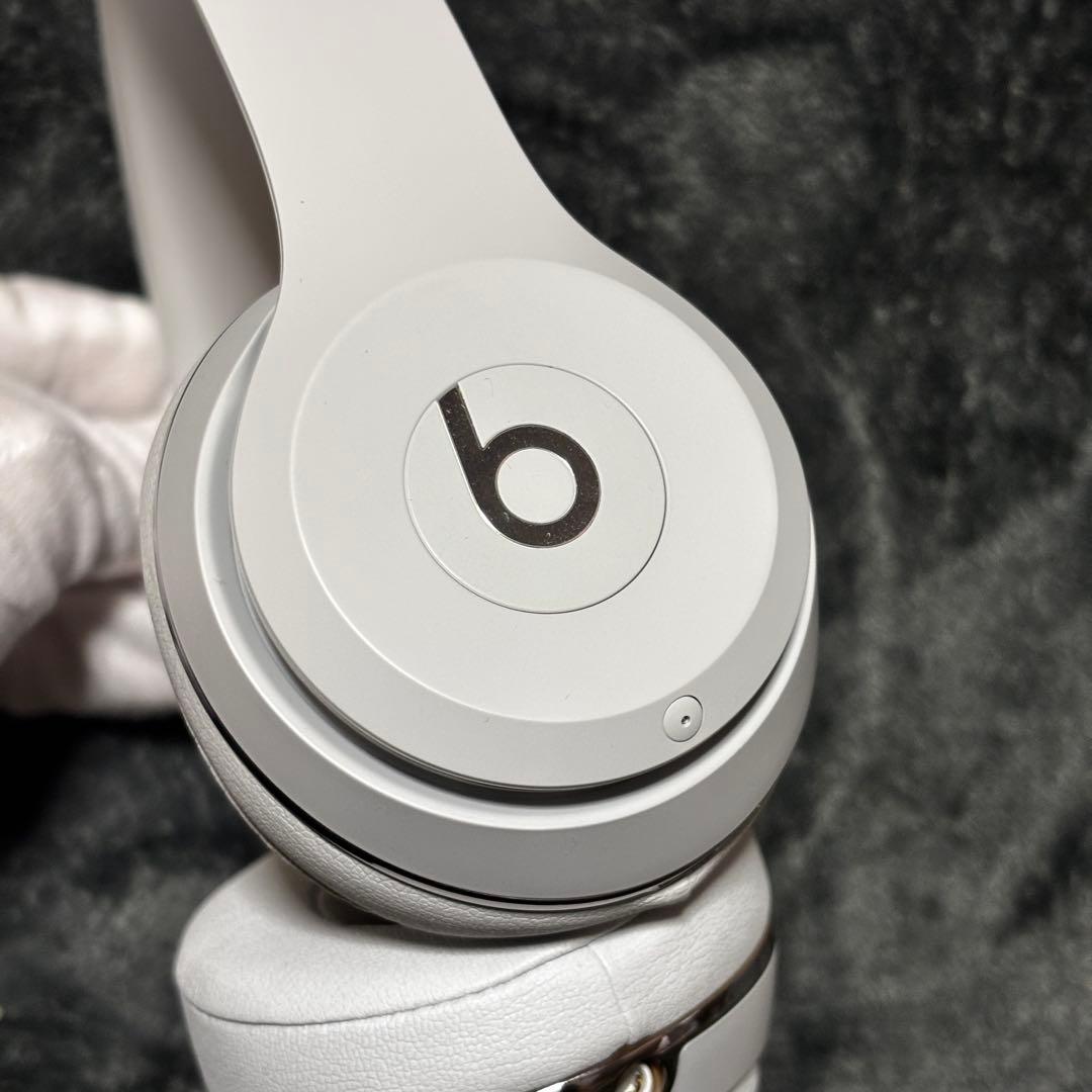 beats solo 3 wireless ヘッドホン マットシルバー
