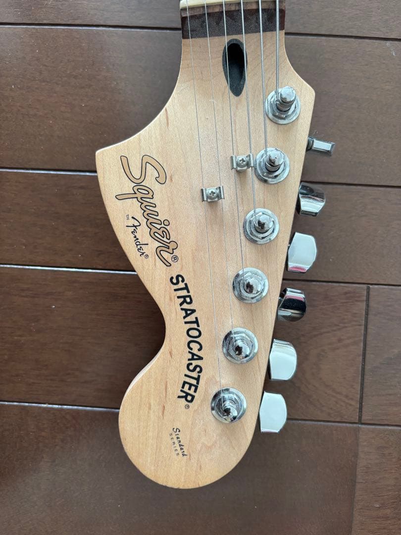 Squier STRAT by Fender Affinity ストラトキャスタ