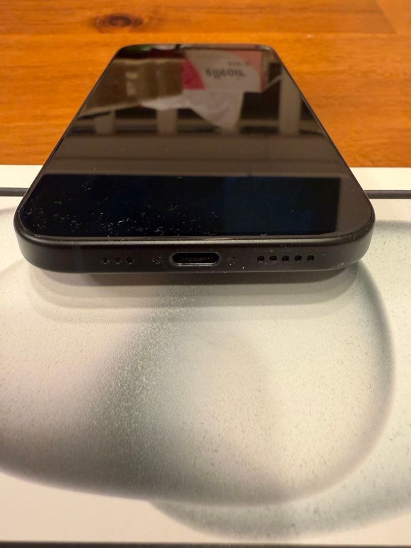 SIMフリーApple iPhone 15 256GB ブラック