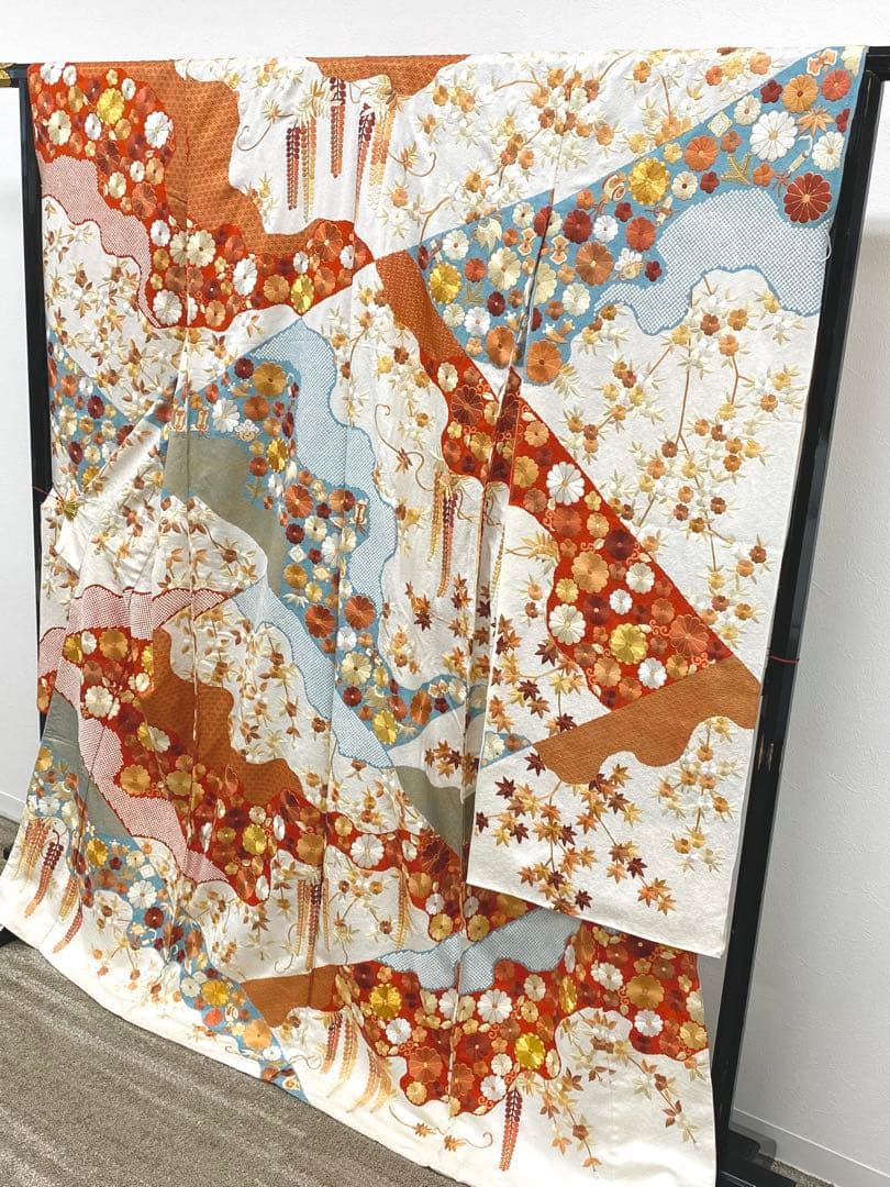 豪華 総手刺繍 振袖 仮絵羽 未仕立て 銀通し 金駒 金彩 宝尽くし 金糸 正絹
